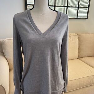 NWOT Banana Republic Gray V-Neck Sweater Extra Fine Merino Size XL